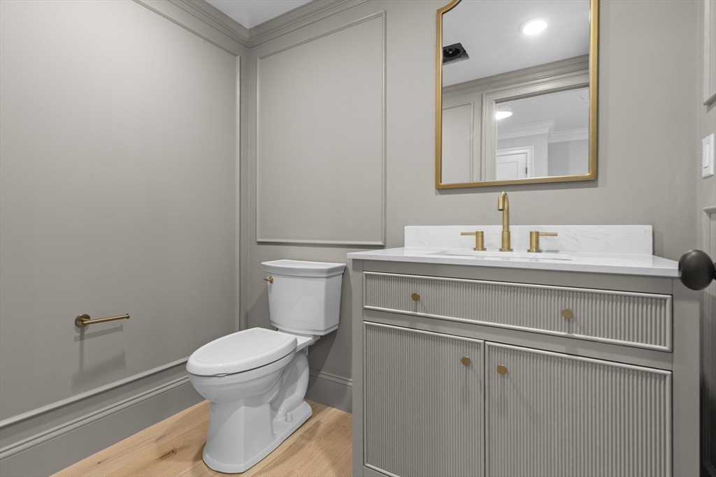 3 bed, 2 bath apartment for rent at 1 Jewett St Unit 1, Rockport — photo 9 of 15