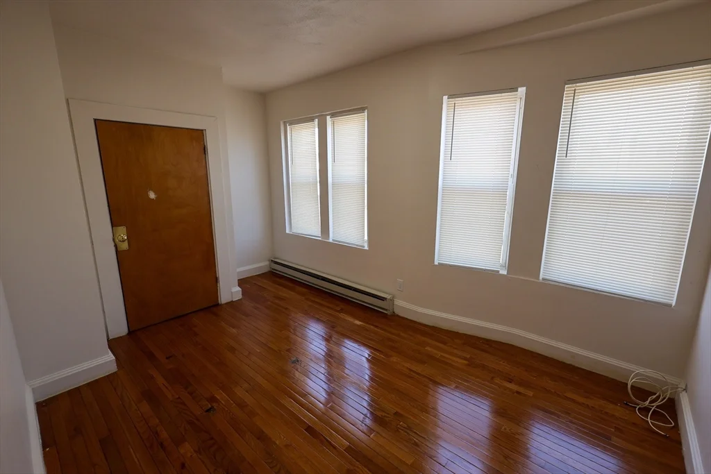 2 bed, 1 bath apartment for rent at 1 Kenilworth St Unit 2, Roxbury — photo 9 of 14