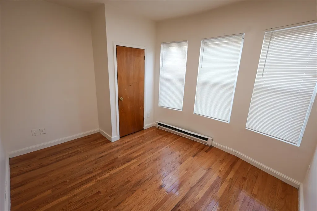2 bed, 1 bath apartment for rent at 1 Kenilworth St Unit 5, Roxbury — photo 9 of 16