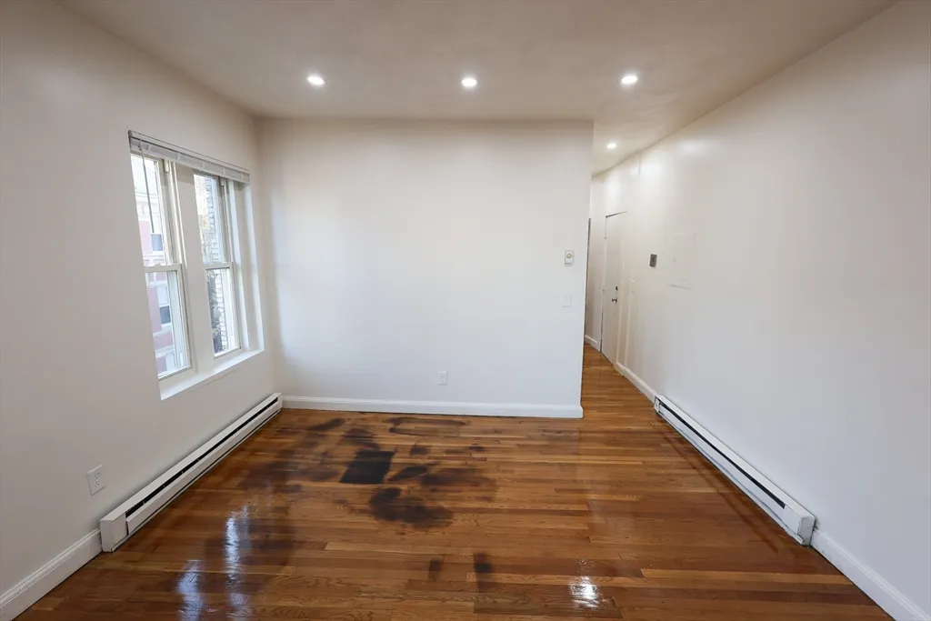 2 bed, 1 bath apartment for rent at 1 Kenilworth St Unit 5, Roxbury — photo 8 of 16