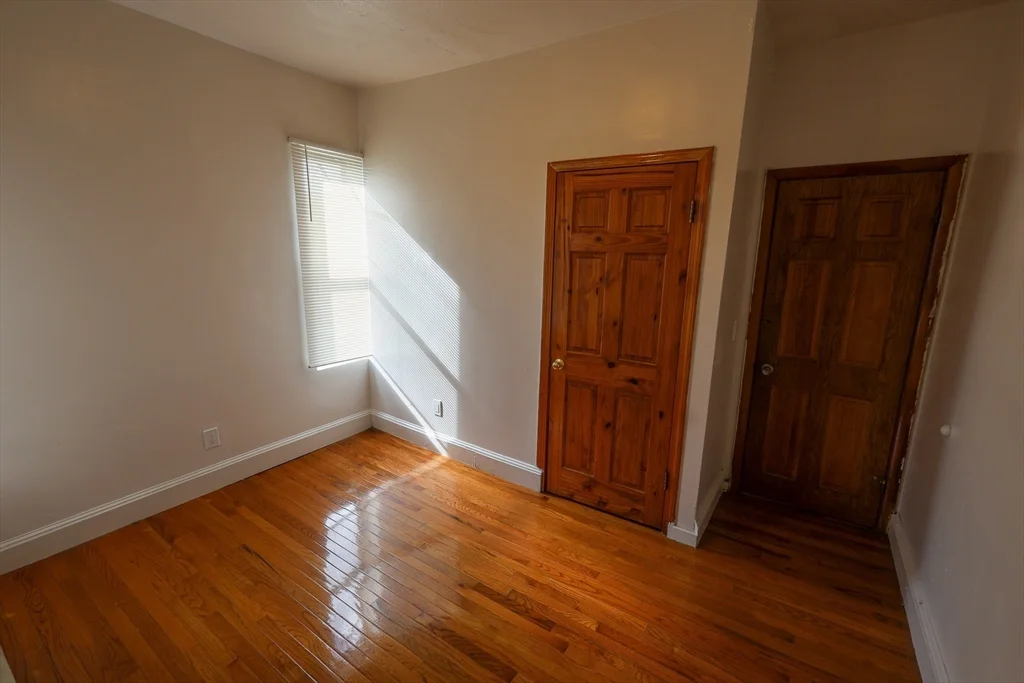 2 bed, 1 bath apartment for rent at 1 Kenilworth Unit 6, Roxbury — photo 12 of 13