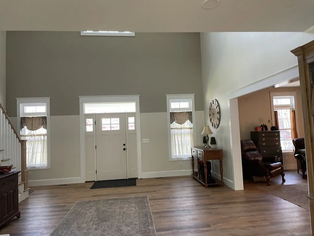 3 bed, 2 bath apartment for rent at 1 Lamoureux Ln, Spencer — photo 3 of 18