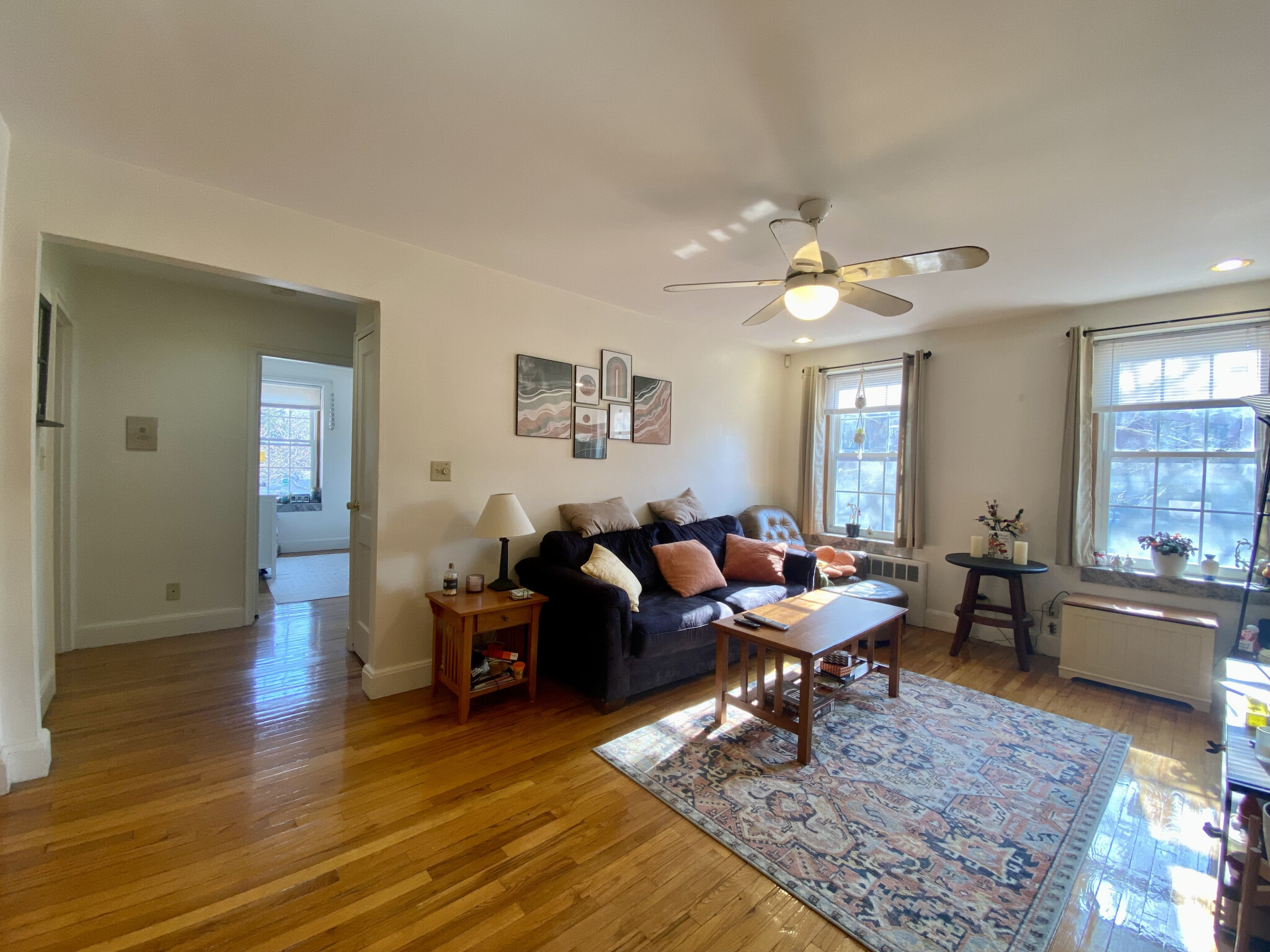 2 bed, 1 bath apartment for rent at 1 Lanark Rd Unit 2, Washington Square — photo 3 of 13