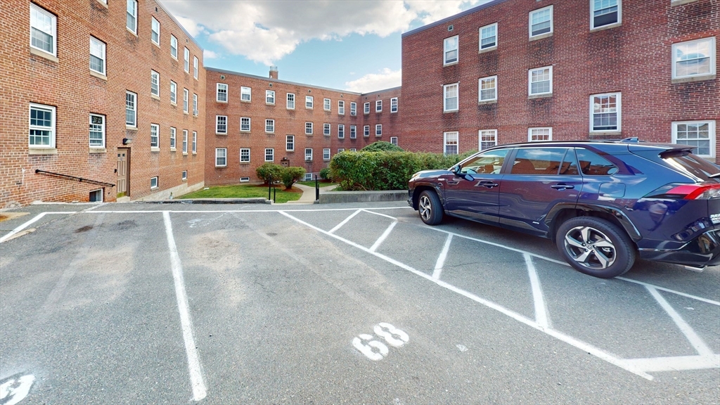 2 bed, 1 bath apartment for rent at 1 Lanark Unit 6, Brookline — photo 19 of 20