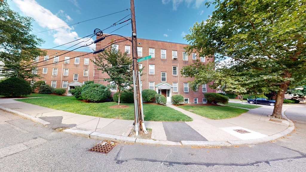 2 bed, 1 bath apartment for rent at 1 Lanark Unit 6, Brookline — photo 20 of 20