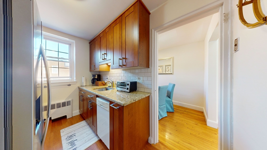 2 bed, 1 bath apartment for rent at 1 Lanark Unit 6, Brookline — photo 1 of 20