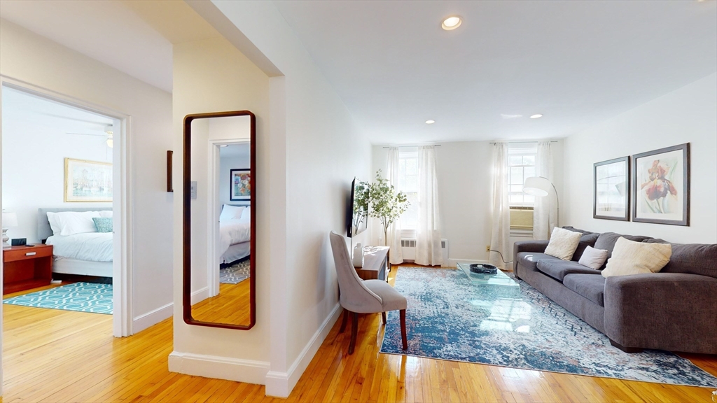 2 bed, 1 bath apartment for rent at 1 Lanark Unit 6, Brookline — photo 7 of 20