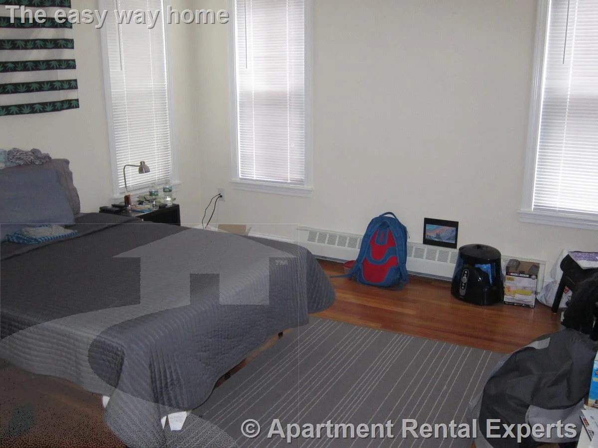 2 bed, 1 bath apartment for rent at 1 Langdon Sq Unit 2, Harvard Square — photo 2 of 5