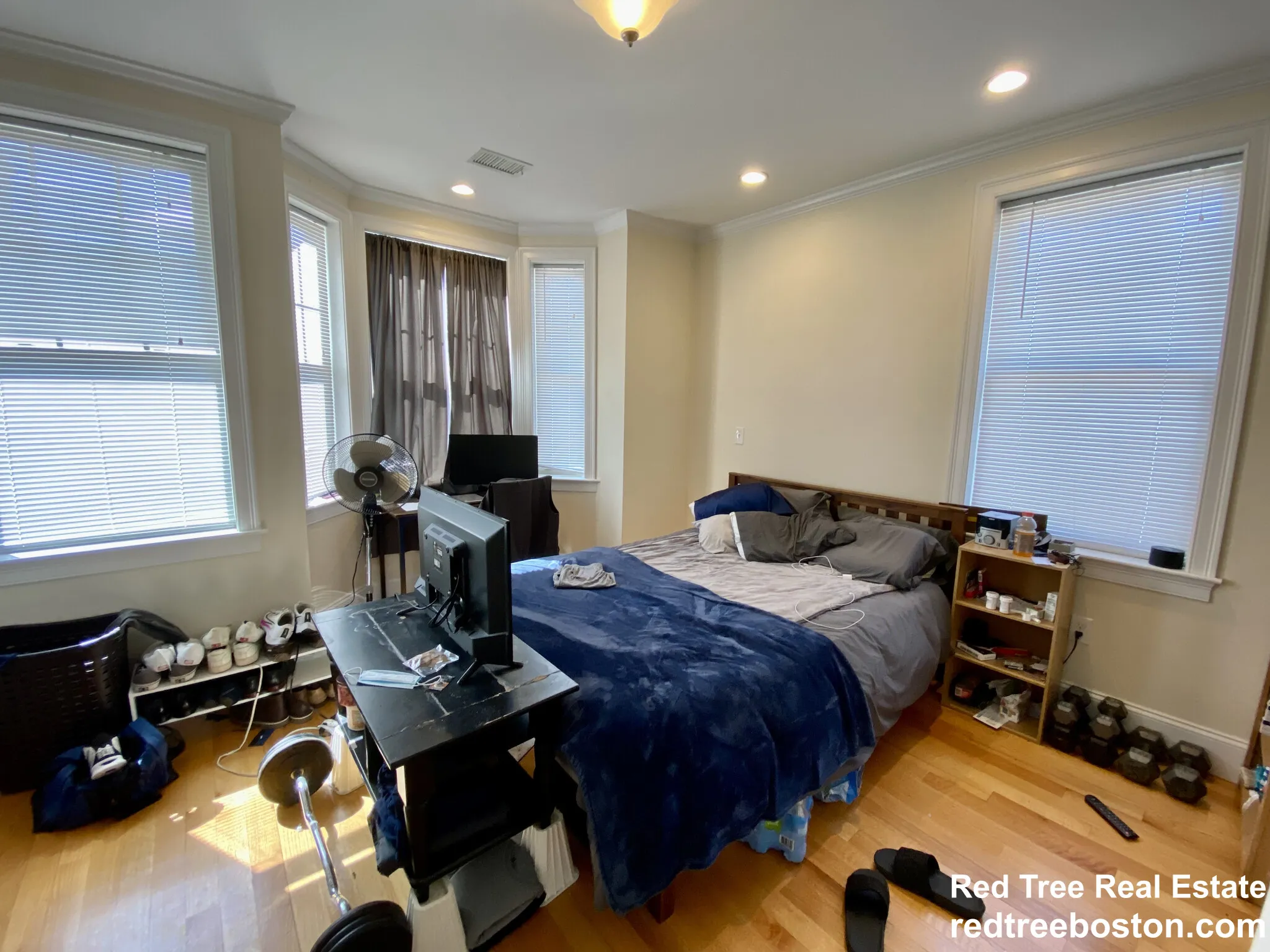 4 bed, 2.5 bath apartment for rent at 1 Larose Pl Unit 2, Brighton — photo 8 of 31
