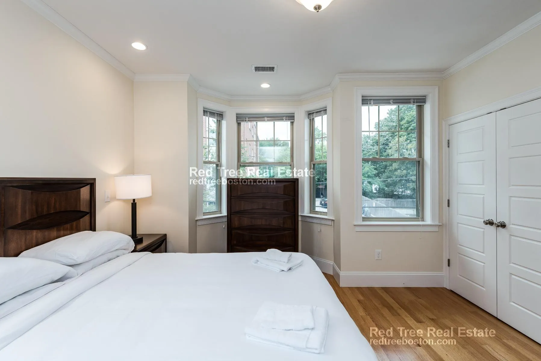 4 bed, 2.5 bath apartment for rent at 1 Larose Pl Unit 2, Brighton — photo 26 of 31