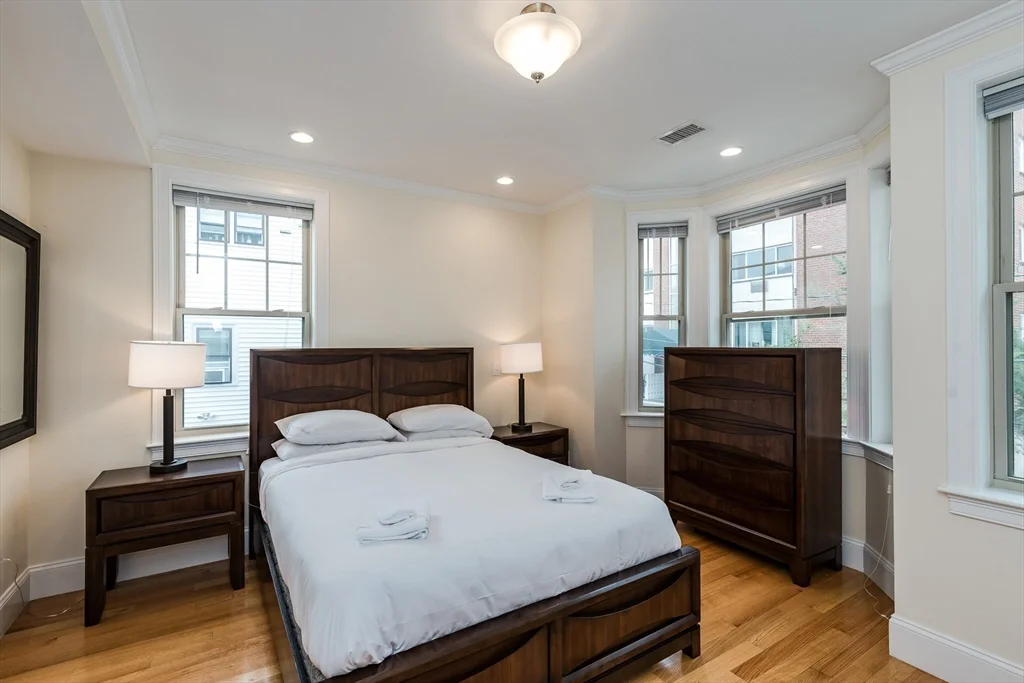 4 bed, 2 bath apartment for rent at 1 Larose Pl Unit L, Brighton — photo 14 of 18