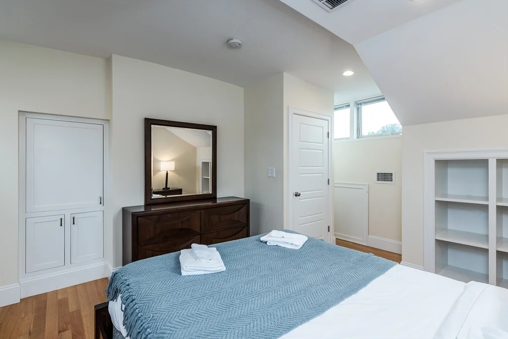 4 bed, 2 bath apartment for rent at 1 Larose Pl Unit L, Brighton — photo 12 of 18