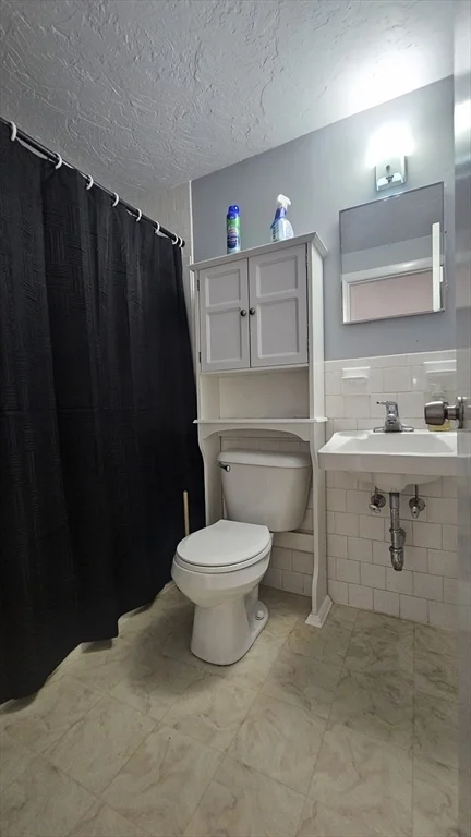 1 bed, 1 bath apartment for rent at 1 Leo Ave Unit 11, Dudley — photo 7 of 8