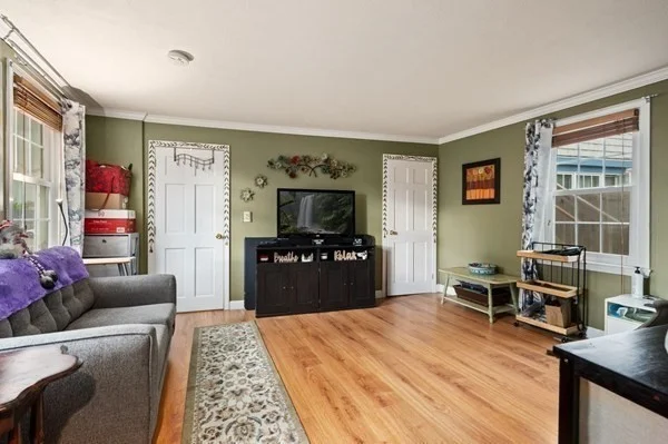 2 bed, 1 bath apartment for rent at 1 Lime St Unit 1, Newburyport — photo 6 of 14