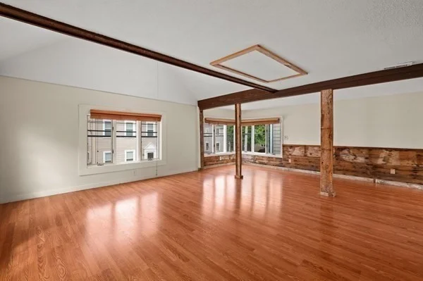 Studio bed, 1 bath apartment for rent at 1 Lime St Unit 2, Newburyport — photo 8 of 14
