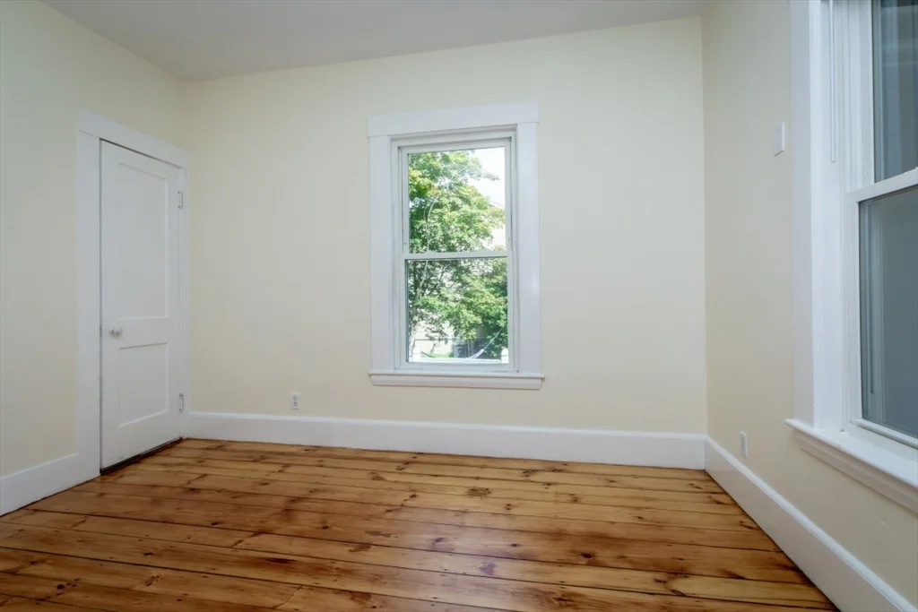 2 bed, 1 bath apartment for rent at 1 Lincoln St Unit 1, Stoneham — photo 20 of 29