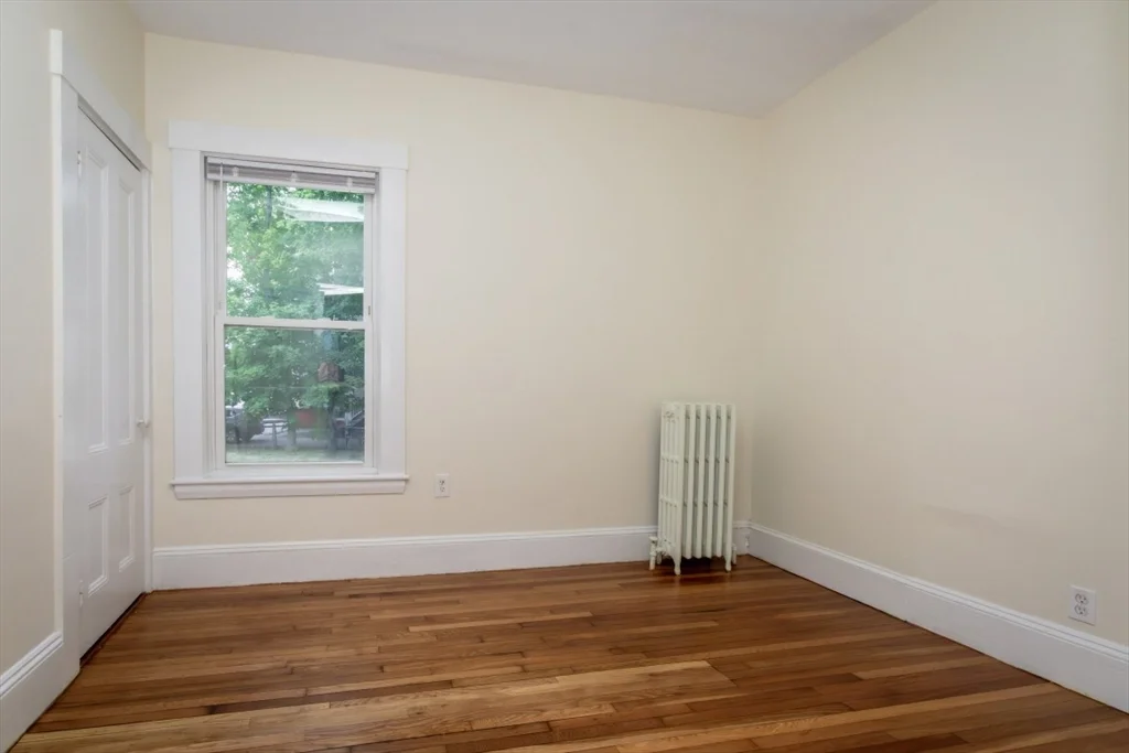 2 bed, 1 bath apartment for rent at 1 Lincoln St Unit 1, Stoneham — photo 23 of 29