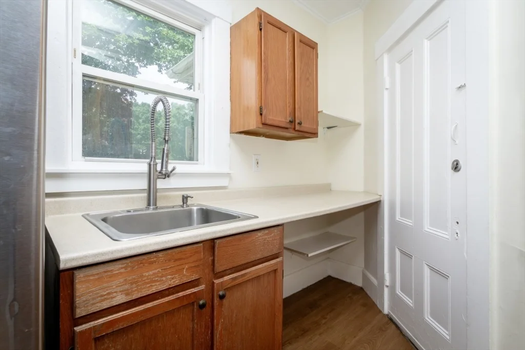 2 bed, 1 bath apartment for rent at 1 Lincoln St Unit 1, Stoneham — photo 15 of 29