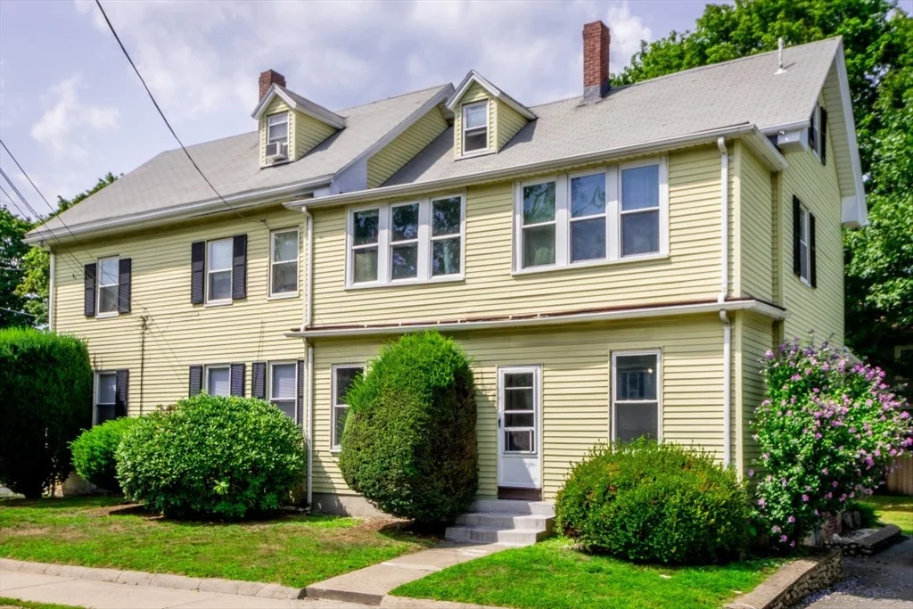 2 bed, 1 bath apartment for rent at 1 Lincoln St Unit 1, Stoneham — photo 1 of 29