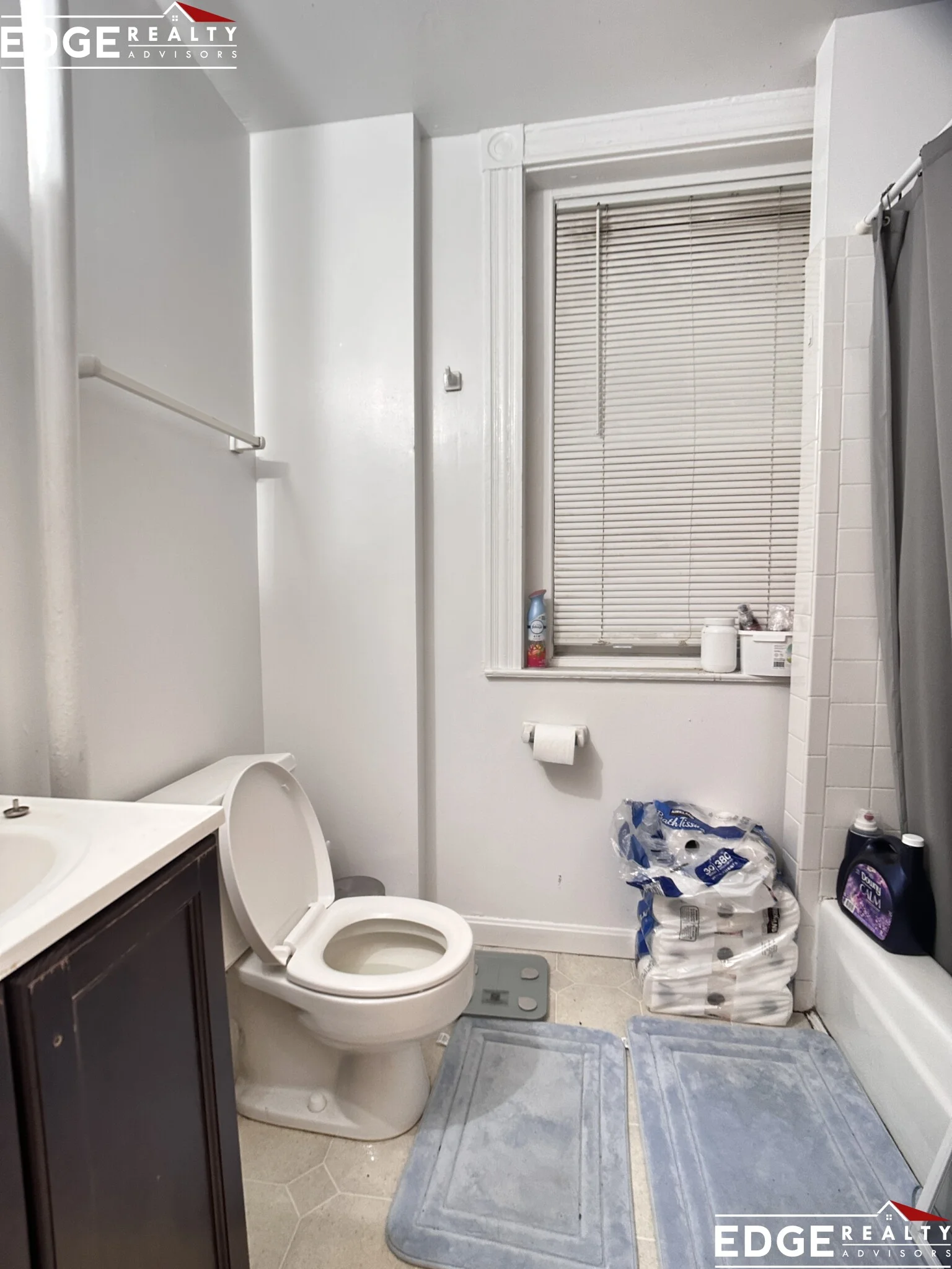 3 bed, 2 bath apartment for rent at 1 Linden St Unit 3, Allston — photo 7 of 8