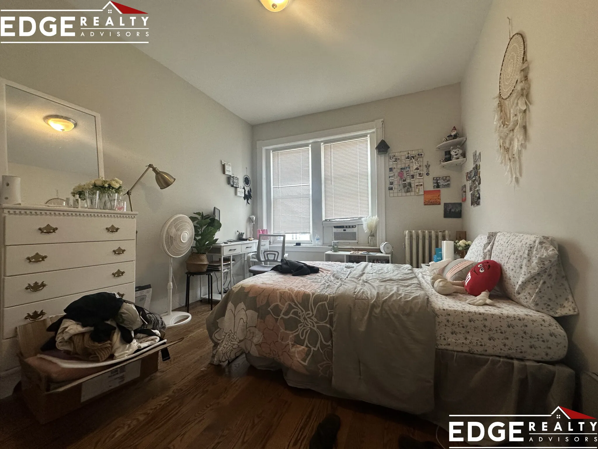 3 bed, 2 bath apartment for rent at 1 Linden St Unit 3, Allston — photo 4 of 8