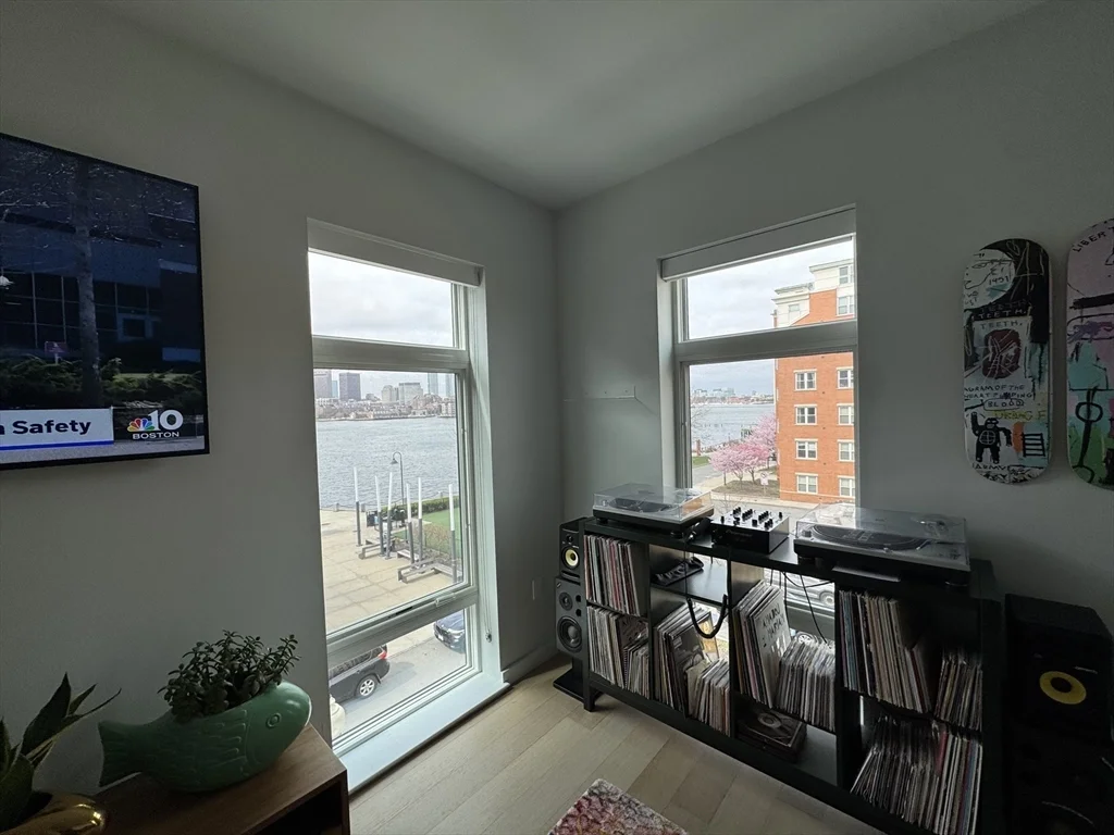 3 bed, 2 bath apartment for rent at 1 Lisbon St Unit 301, East Boston — photo 11 of 41