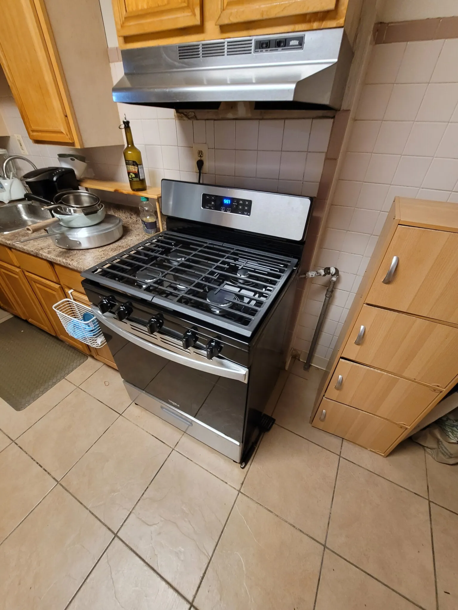 3 bed, 1 bath apartment for rent at 1 Mark St Unit 3, Jamaica Plain — photo 19 of 38