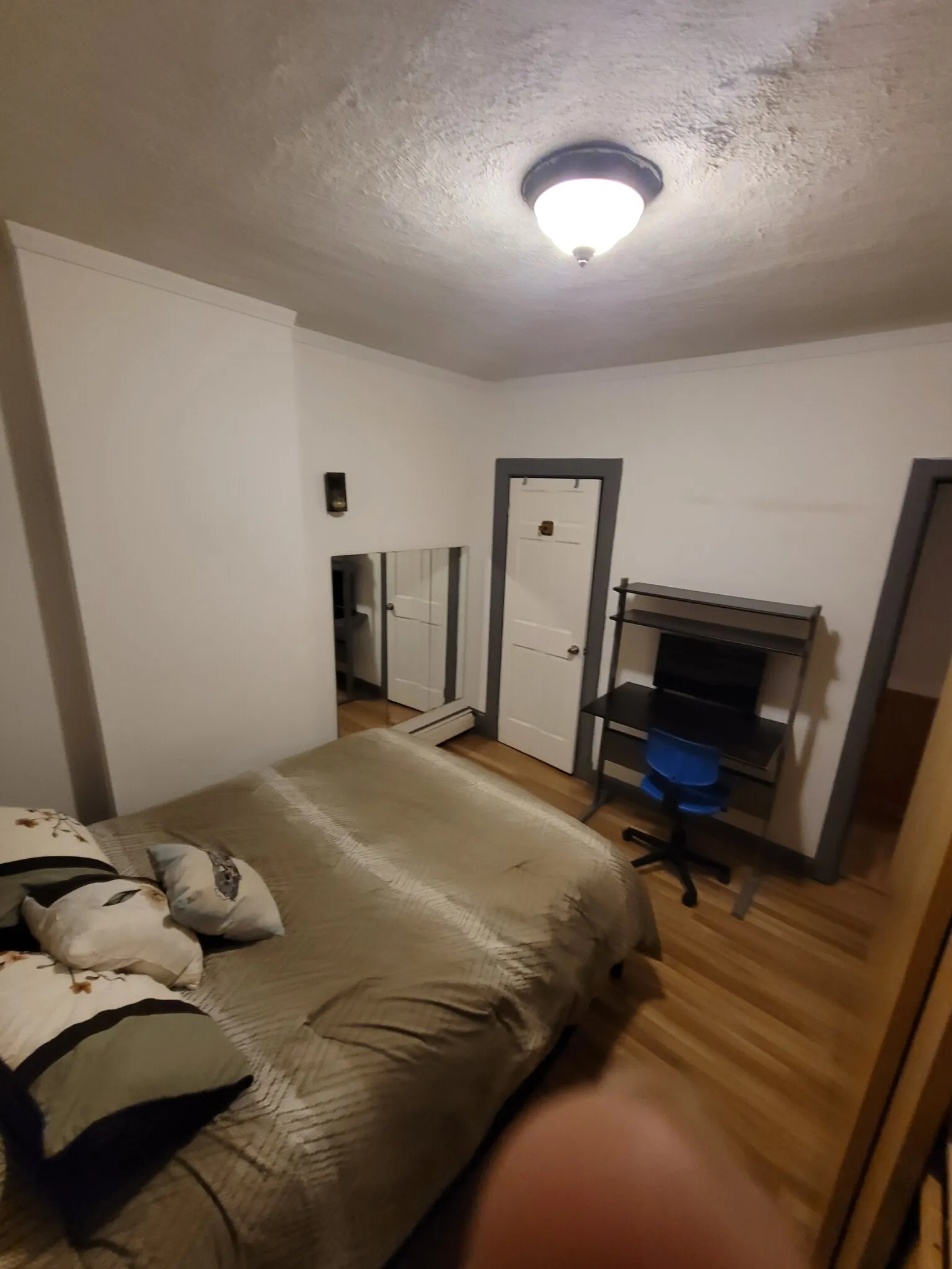 3 bed, 1 bath apartment for rent at 1 Mark St Unit 3, Jamaica Plain — photo 26 of 38