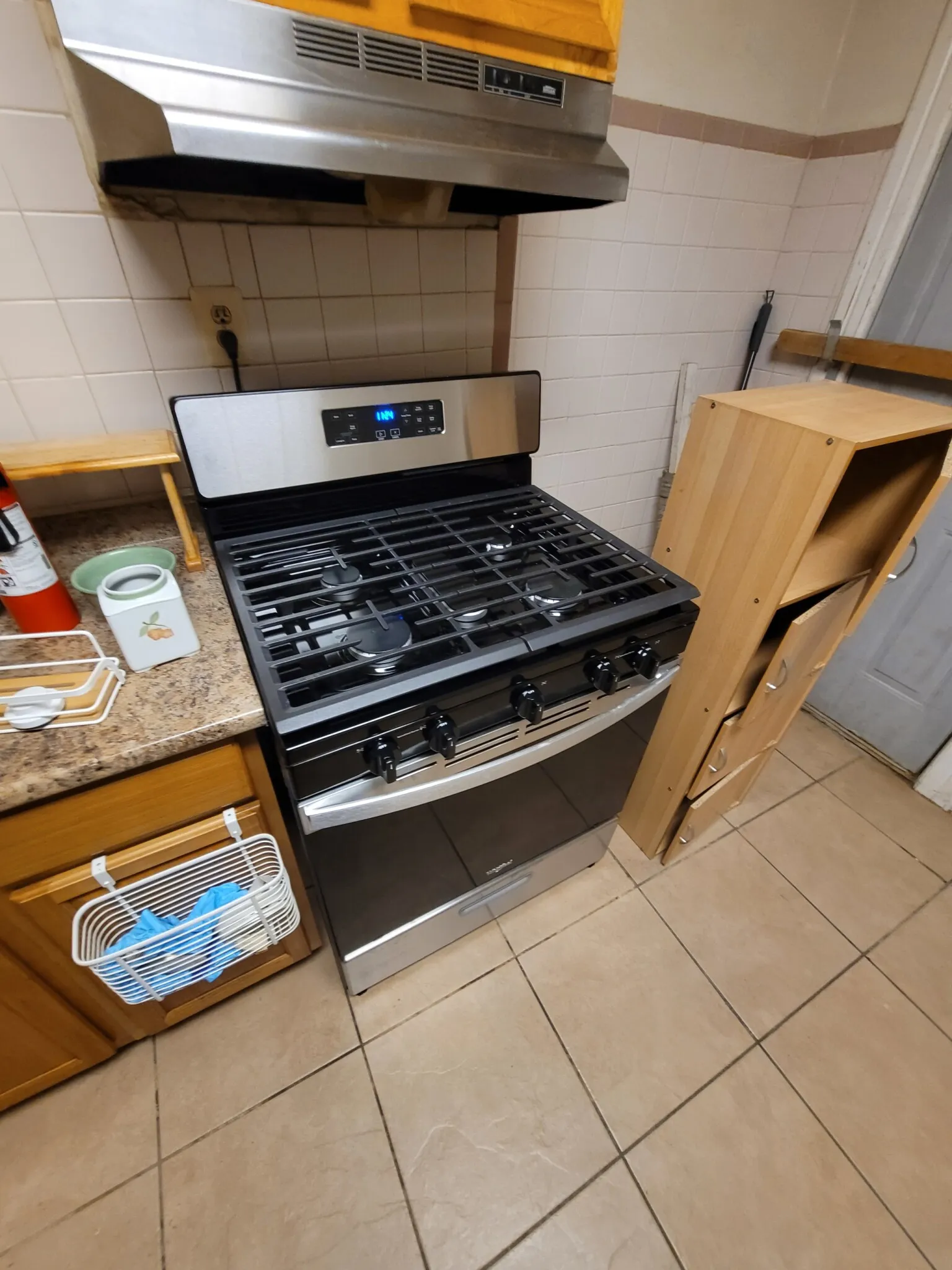3 bed, 1 bath apartment for rent at 1 Mark St Unit 3, Jamaica Plain — photo 18 of 38