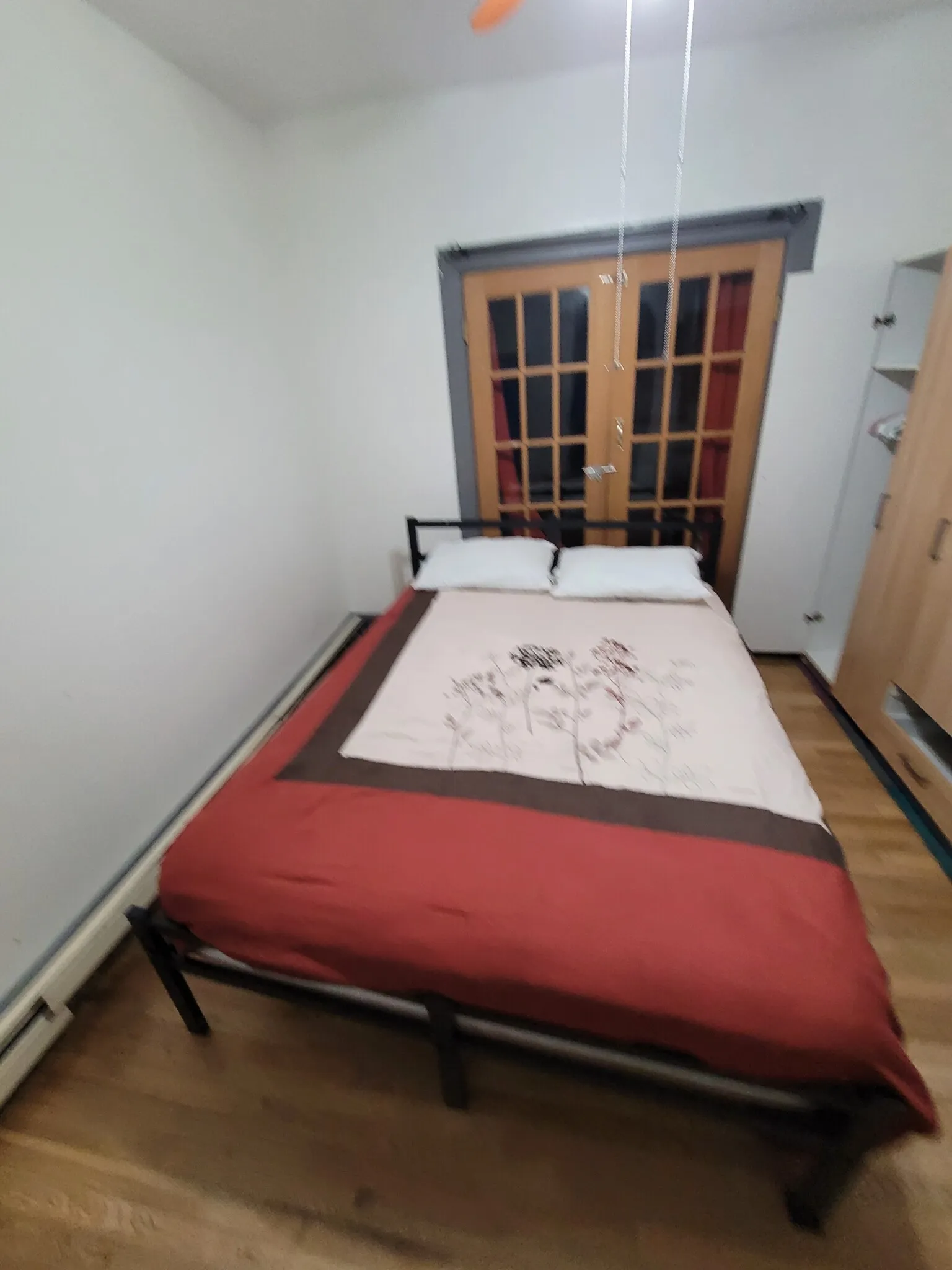3 bed, 1 bath apartment for rent at 1 Mark St Unit 3, Jamaica Plain — photo 9 of 38