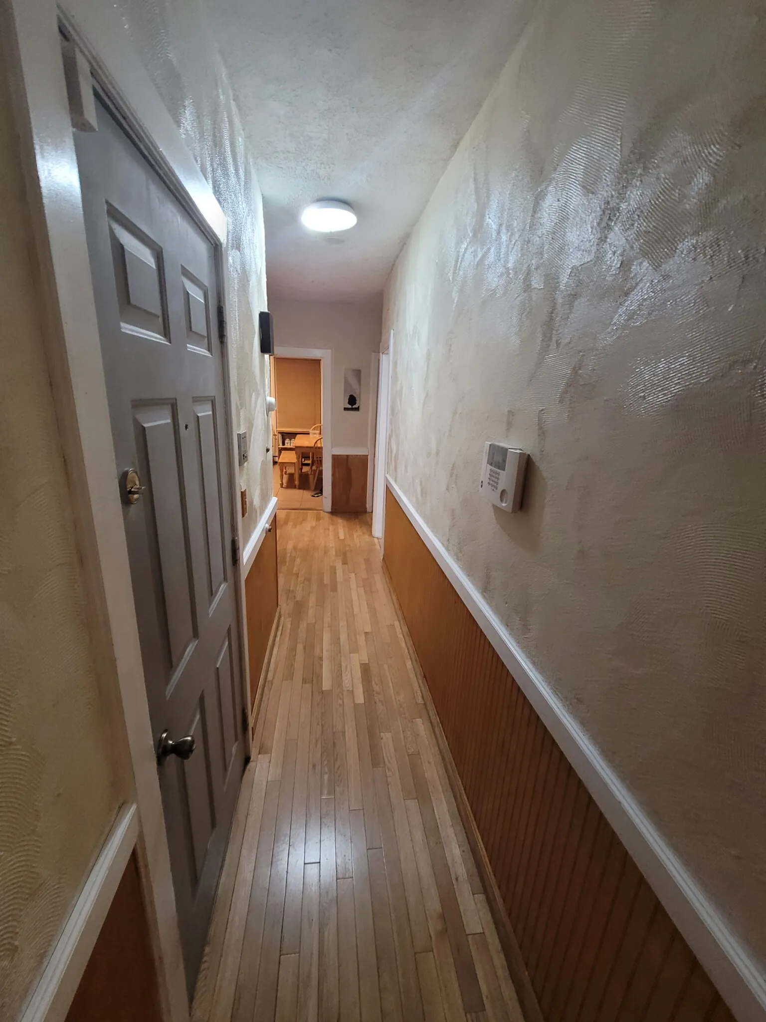 3 bed, 1 bath apartment for rent at 1 Mark St Unit 3, Jamaica Plain — photo 4 of 38