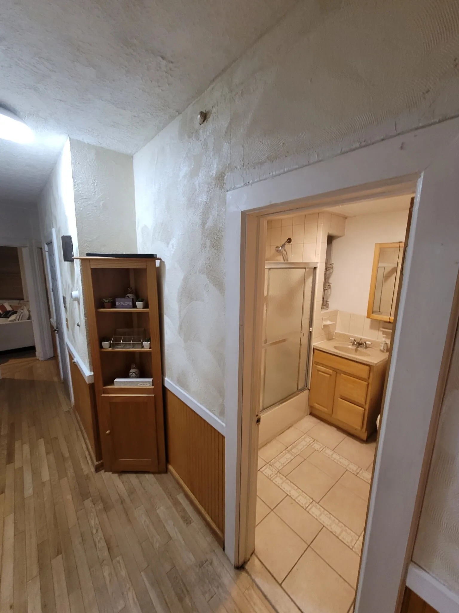 3 bed, 1 bath apartment for rent at 1 Mark St Unit 3, Jamaica Plain — photo 5 of 38