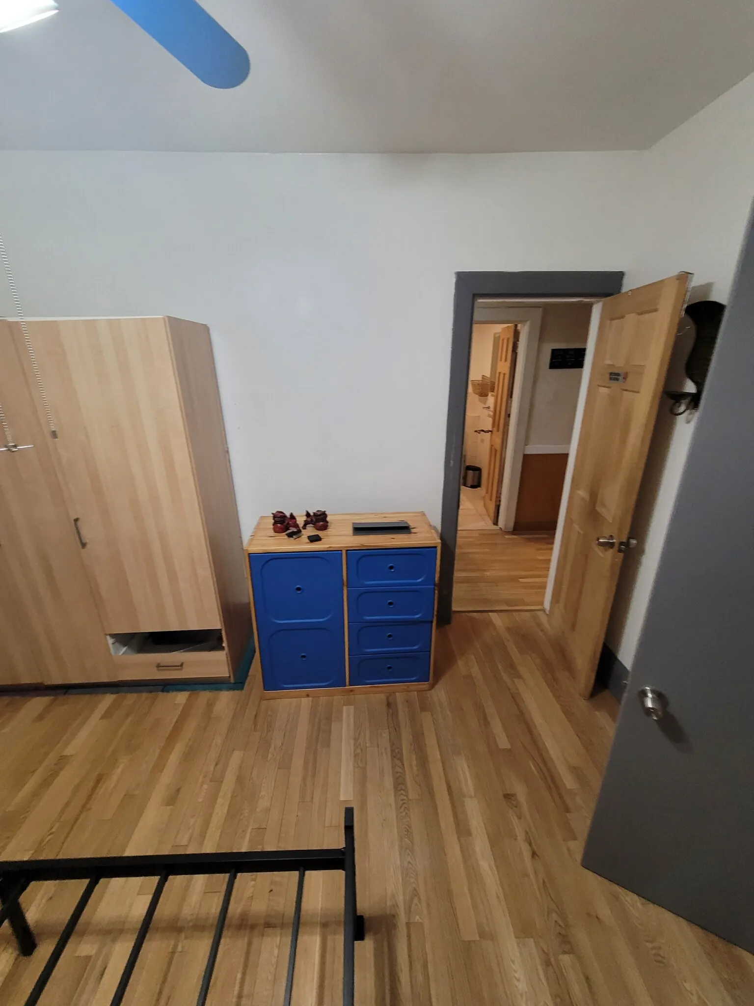 3 bed, 1 bath apartment for rent at 1 Mark St Unit 3, Jamaica Plain — photo 14 of 38