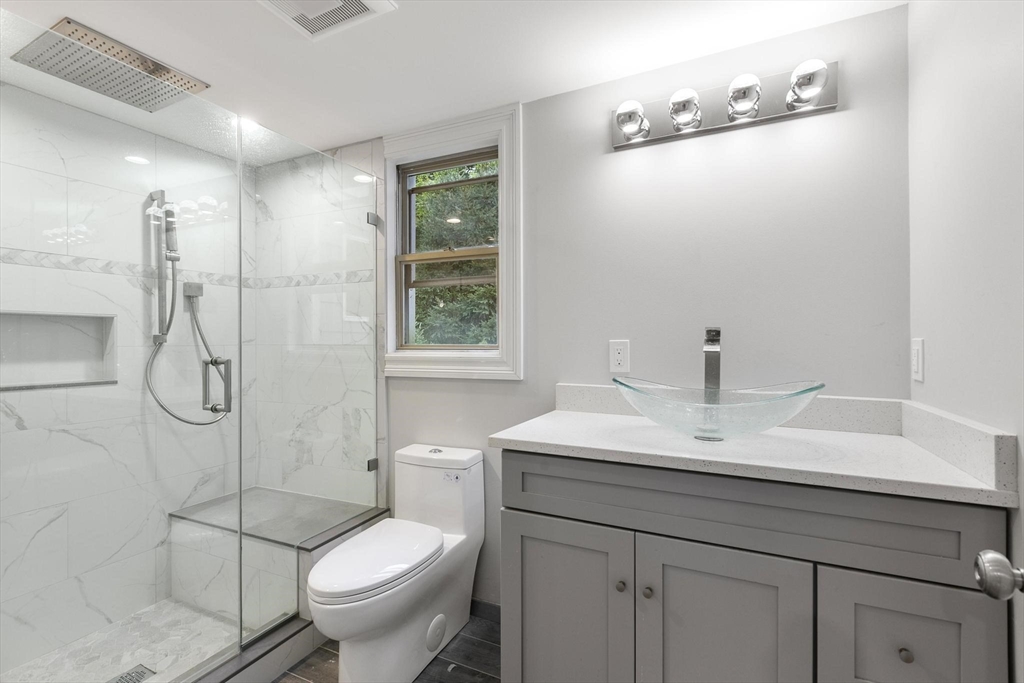 3 bed, 2 bath apartment for rent at 1 Martin Rd, Wellesley — photo 14 of 35
