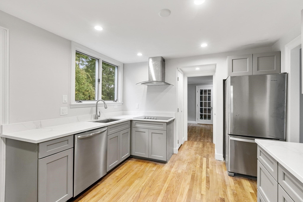 3 bed, 2 bath apartment for rent at 1 Martin Rd, Wellesley — photo 11 of 35