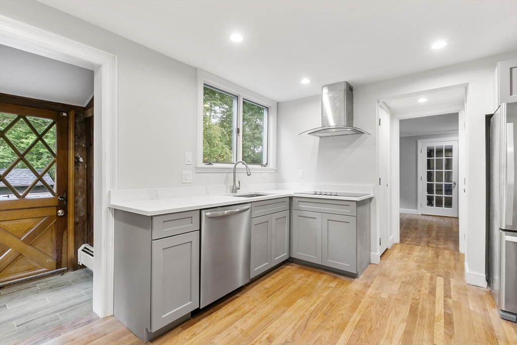 3 bed, 2 bath apartment for rent at 1 Martin Rd, Wellesley — photo 10 of 35