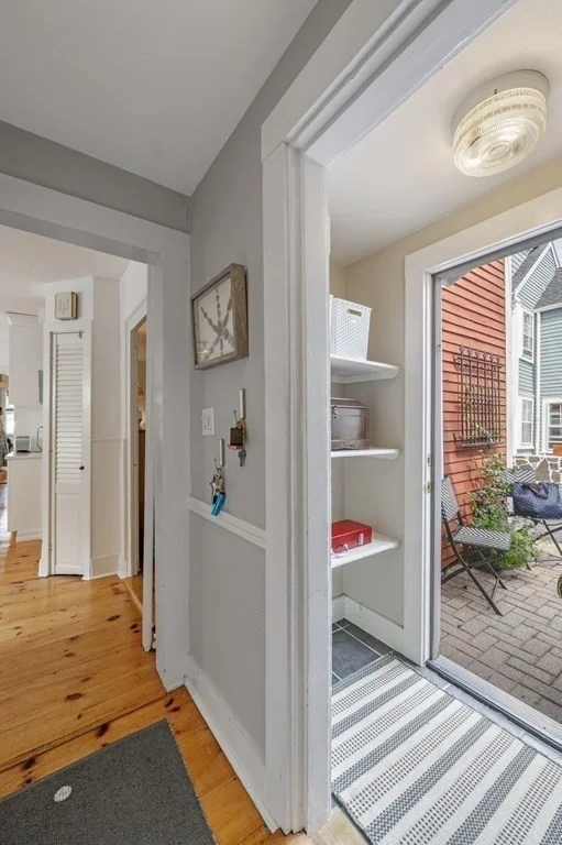 2 bed, 1 bath apartment for rent at 1 Mason Unit 1, Old Town — photo 15 of 20
