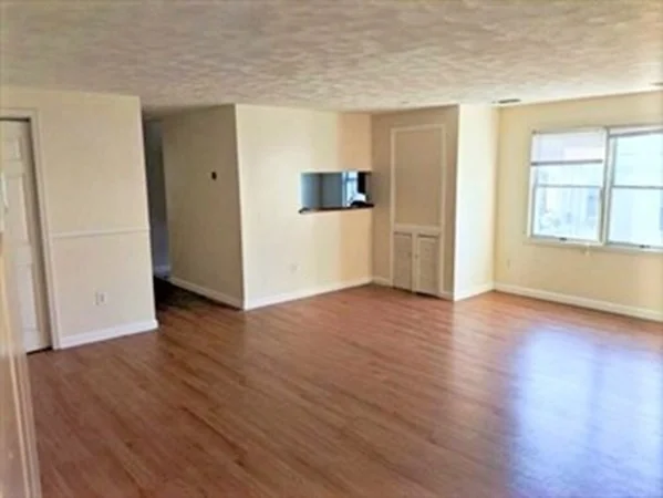 2 bed, 1 bath apartment for rent at 1 Maude St Unit 4, Malden — photo 2 of 10