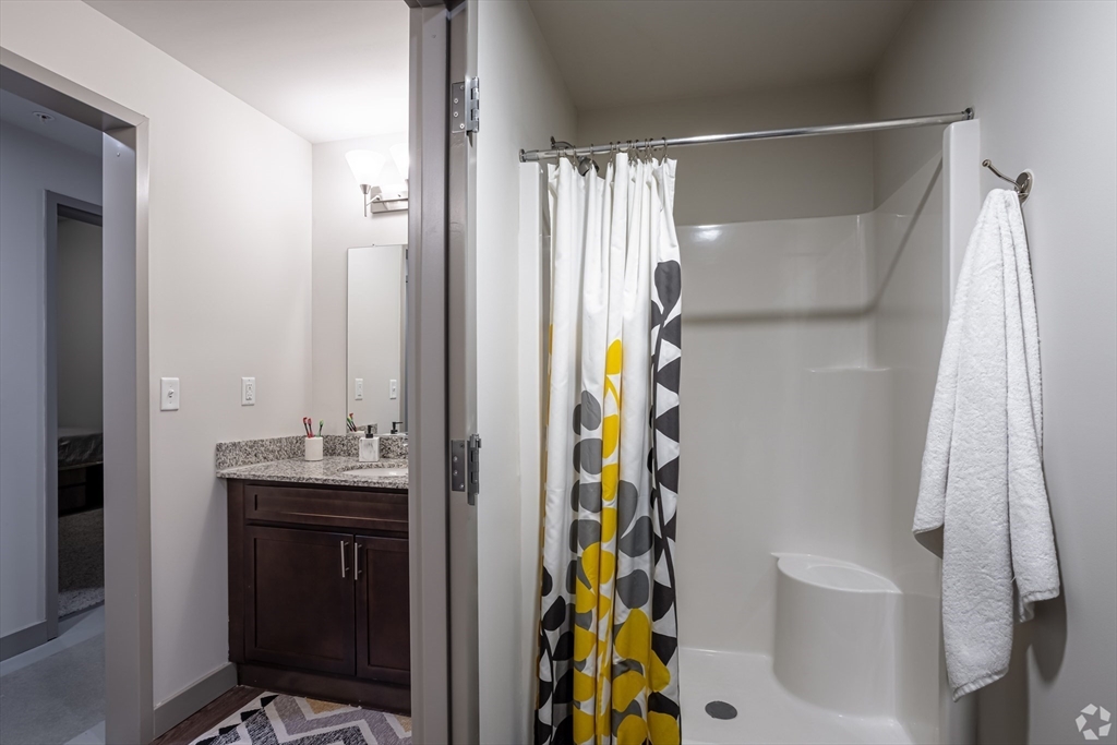 2 bed, 2 bath apartment for rent at 1 Merrimack Plaza Unit 0, Lowell — photo 16 of 29