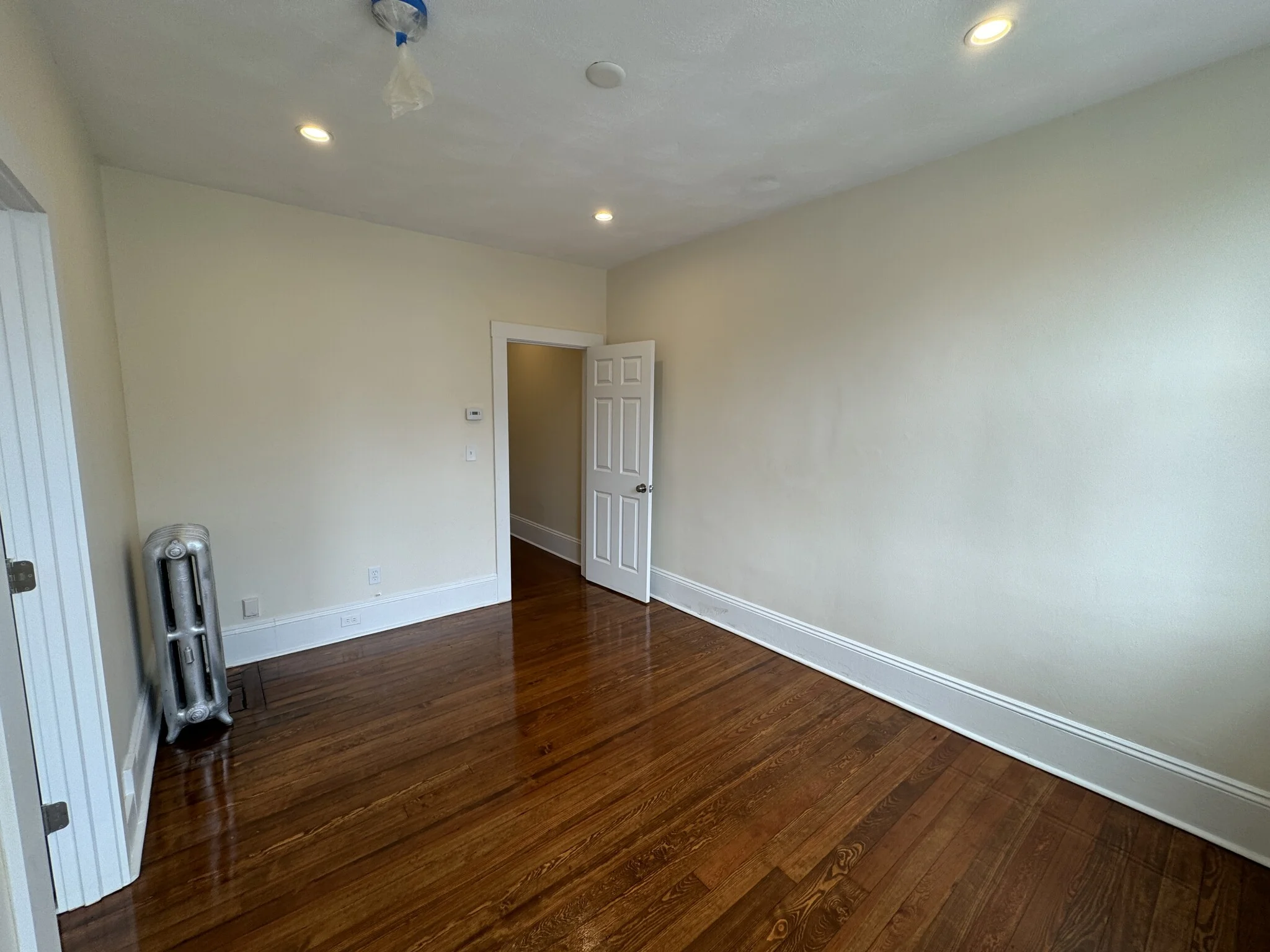 3 bed, 1 bath apartment for rent at 1 Miles St Unit 2, Jamaica Plain — photo 6 of 9