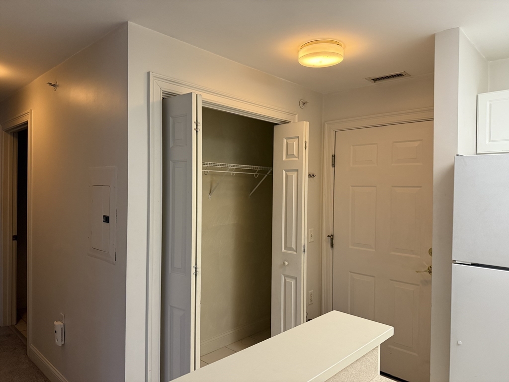 2 bed, 2 bath apartment for rent at 1 Millbrook Ln Unit 309, Wakefield — photo 12 of 17