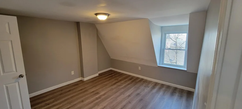 2 bed, 1 bath apartment for rent at 1 Mount Pleasant Pl Unit 2, Roxbury — photo 7 of 12