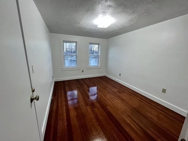 2 bed, 1 bath apartment for rent at 1 N Spooner St Unit 1, Plymouth — photo 17 of 20