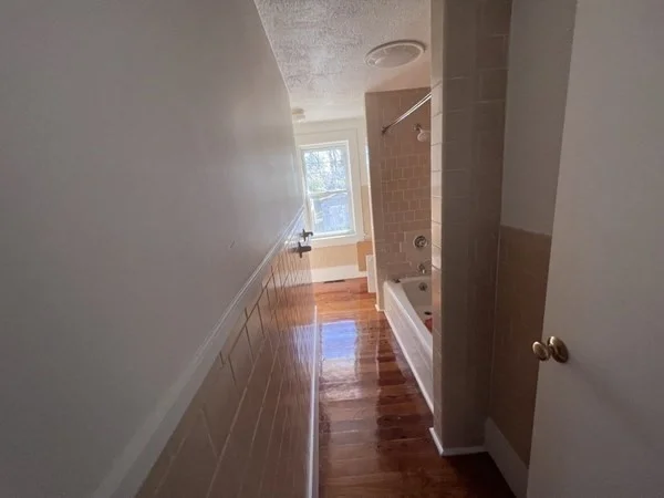 2 bed, 1 bath apartment for rent at 1 N Spooner St Unit 1, Plymouth — photo 11 of 20