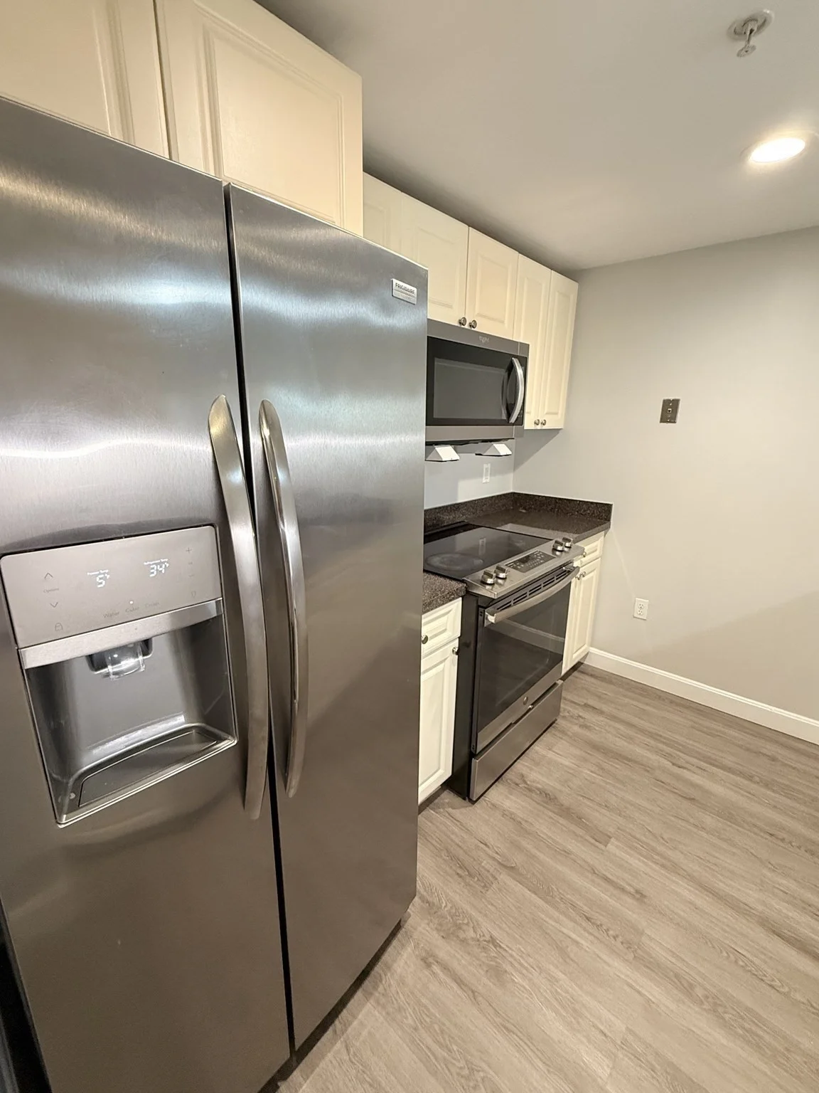 2 bed, 2 bath apartment for rent at 1 Nassau St Unit 409, Chinatown — photo 2 of 28
