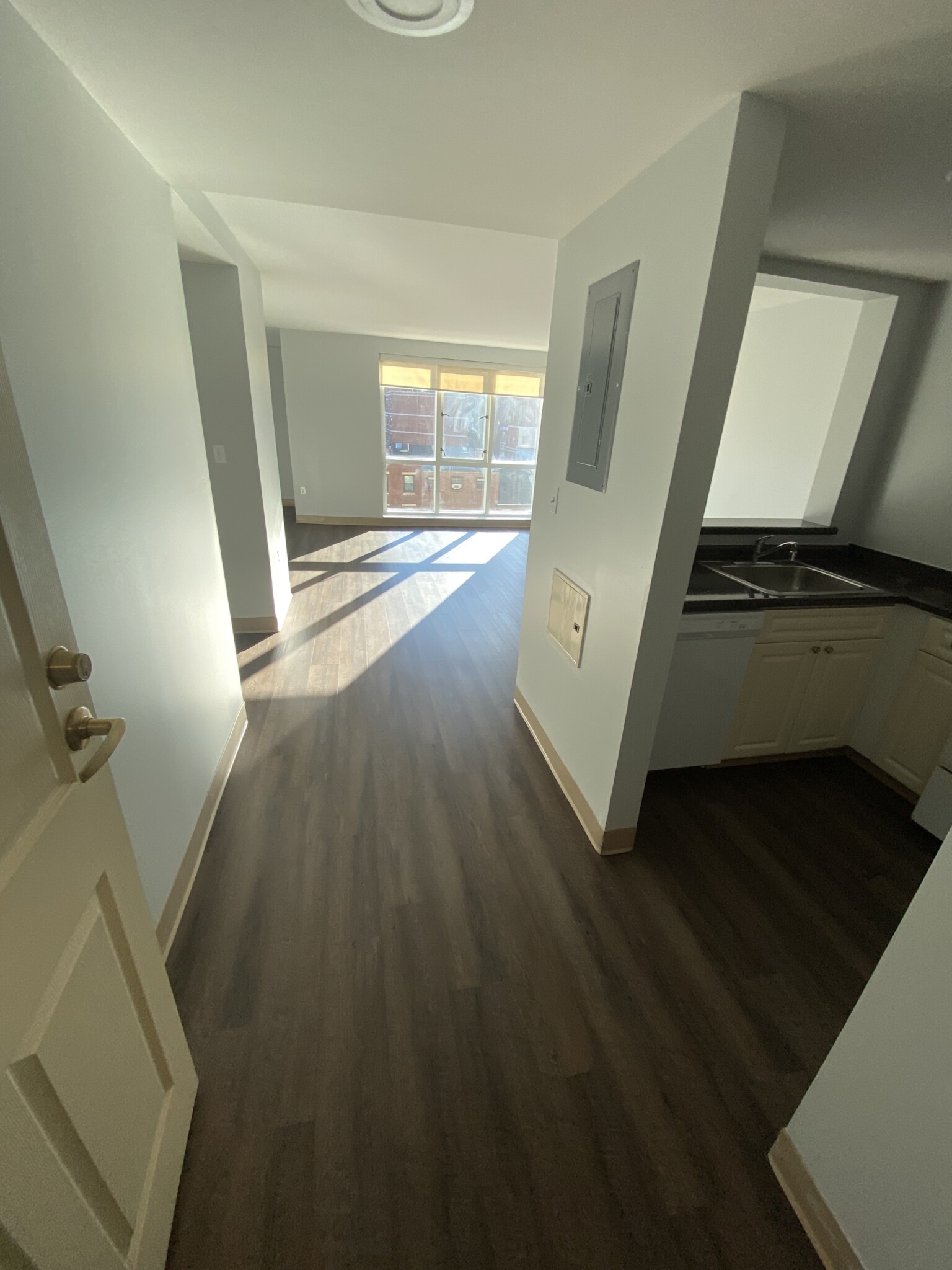 2 bed, 2 bath apartment for rent at 1 Nassau St Unit 516, Chinatown — photo 3 of 18
