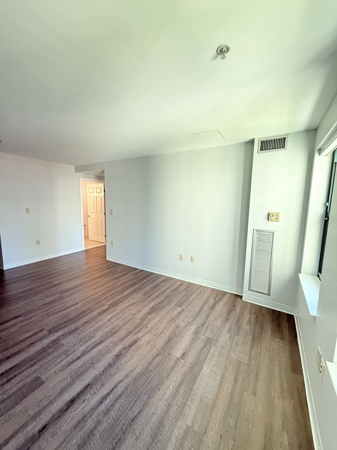 3 bed, 2 bath apartment for rent at 1 Nassau St Unit 612, Chinatown — photo 16 of 28