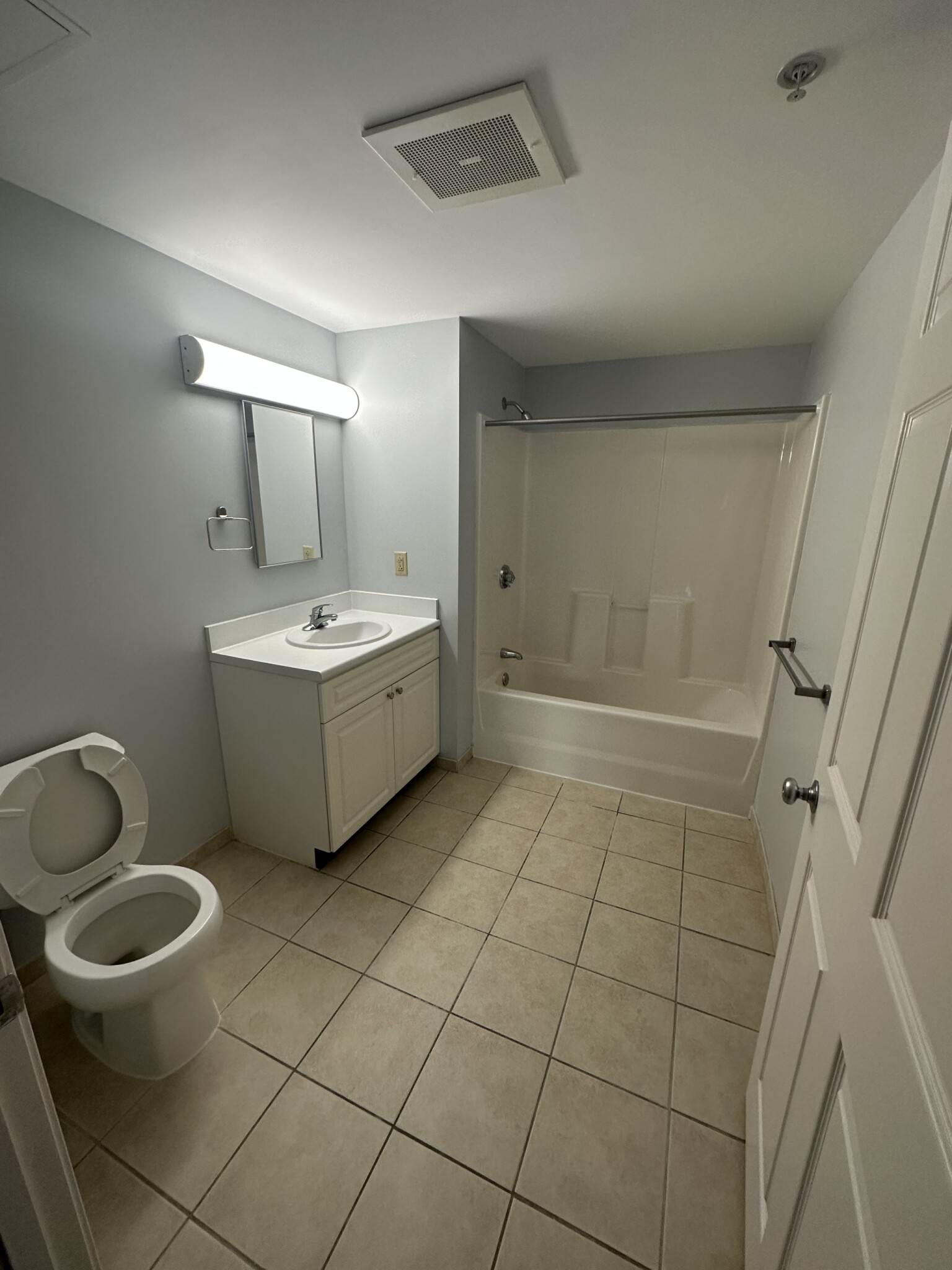2 bed, 2 bath apartment for rent at 1 Nassau St Unit 707, Chinatown — photo 8 of 11