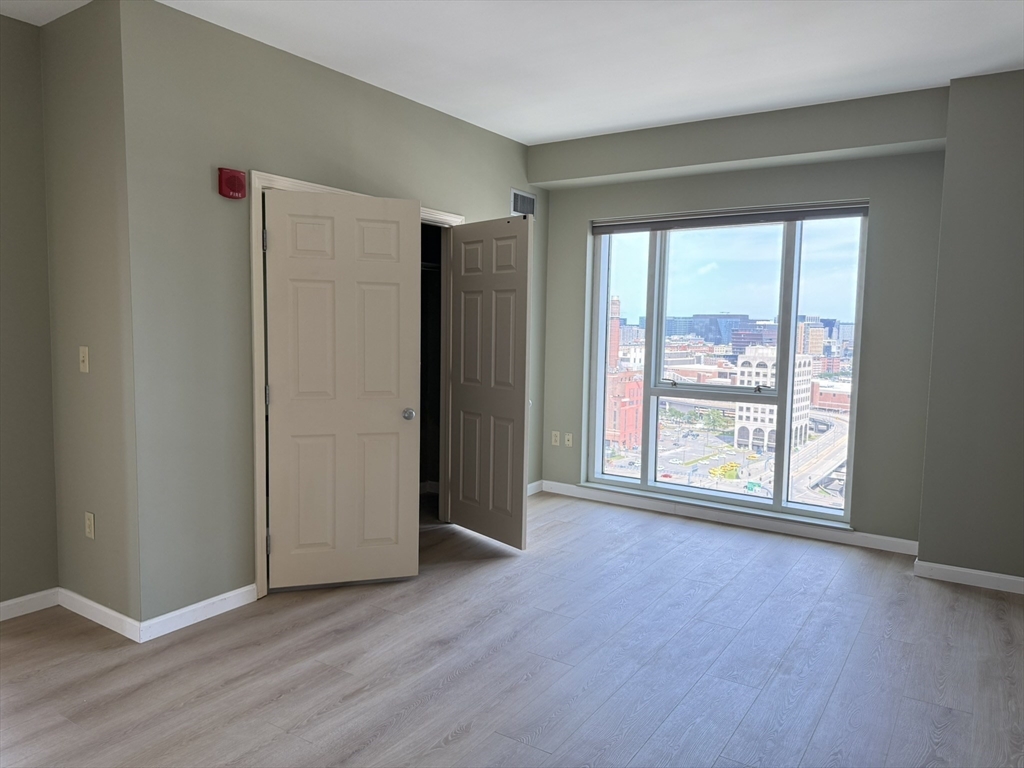 2 bed, 2 bath apartment for rent at 1 Nassau Unit 2105, Chinatown — photo 13 of 22