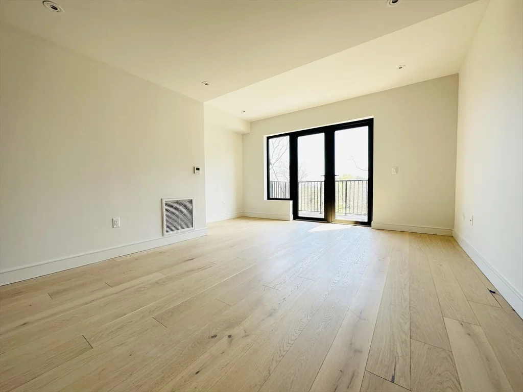 2 bed, 2 bath apartment for rent at 1 Nevins Hill Way Unit 202, Brighton — photo 4 of 19